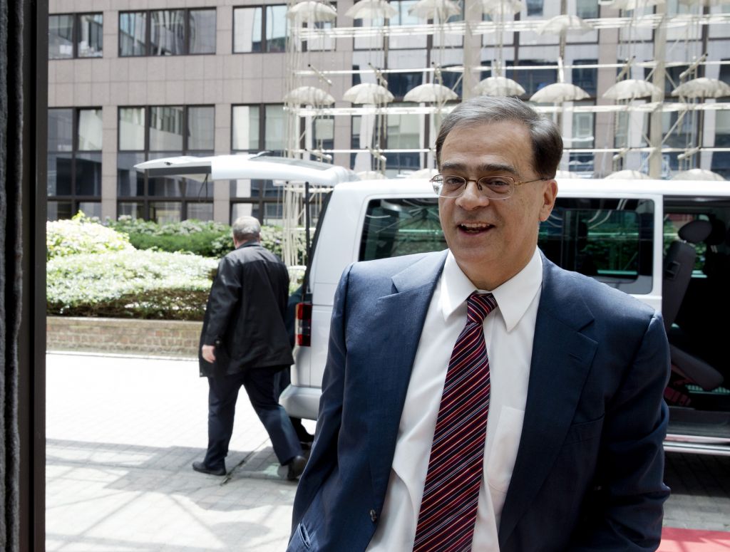 Την Τρίτη ο Χαρδούβελης απαντά στις εξαγγελίες Τσίπρα