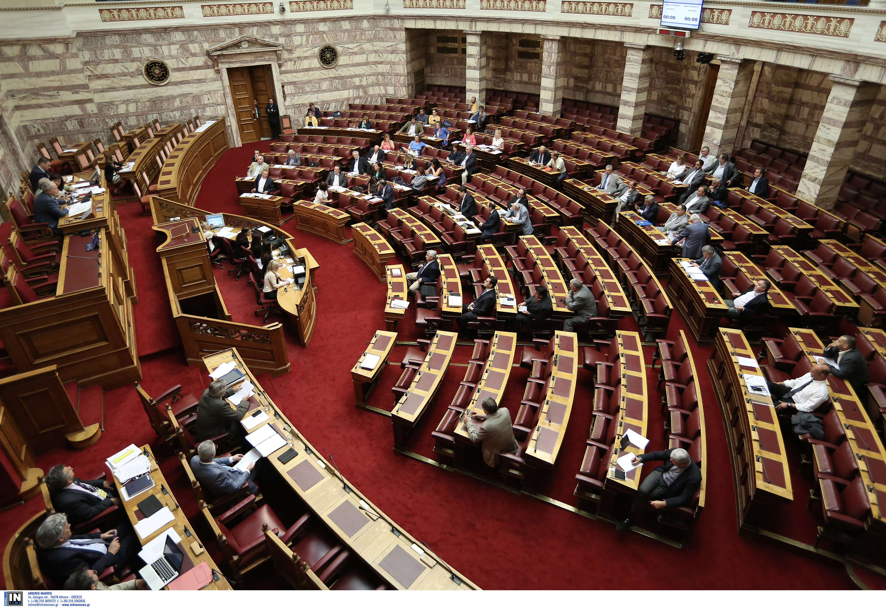 Την Πέμπτη στη Βουλή η πρόταση του ΣΥΡΙΖΑ για το δημοψήφισμα