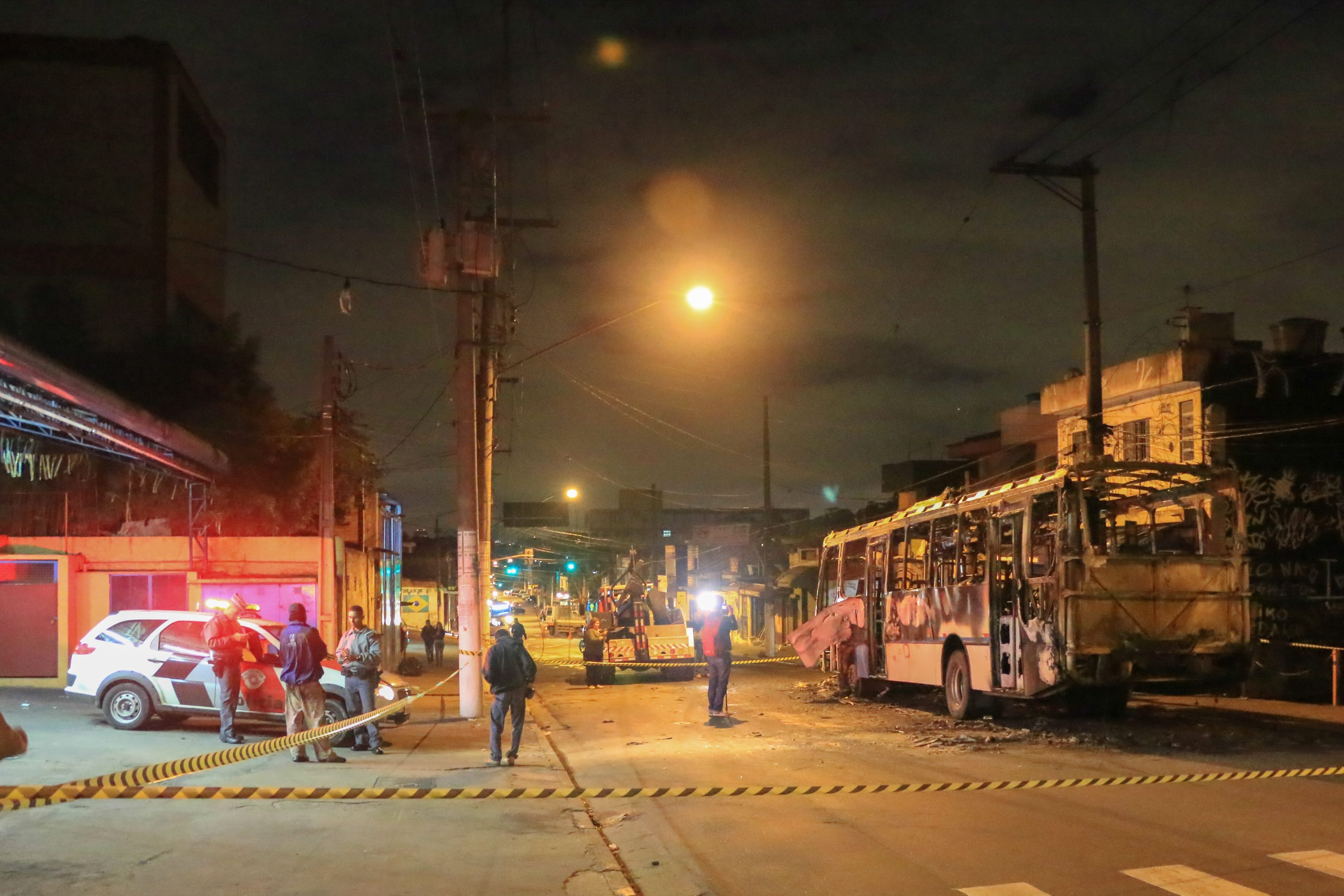 Πυρπολήθηκαν 13 λεωφορεία στο Σάο Παόλο μετά την ήττα της Βραζιλίας