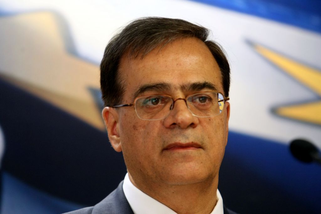 Συνάντηση Χαρδούβελη – τρόικας: Αργούν οι φοροελαφρύνσεις