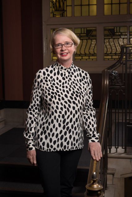 Η Τζοάνα Μπερκ και «Η ιστορία του πόνου»