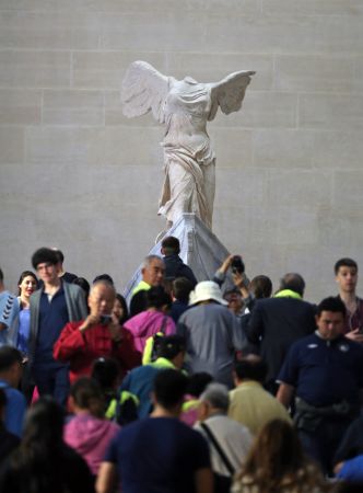 Επέστρεψε στο Λούβρο μετά τη συντήρηση η Νίκη της Σαμοθράκης