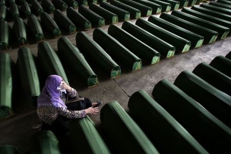 Τελετές μνήμης για τα 19 χρόνια από τη σφαγή της Σρεμπρένιτσα