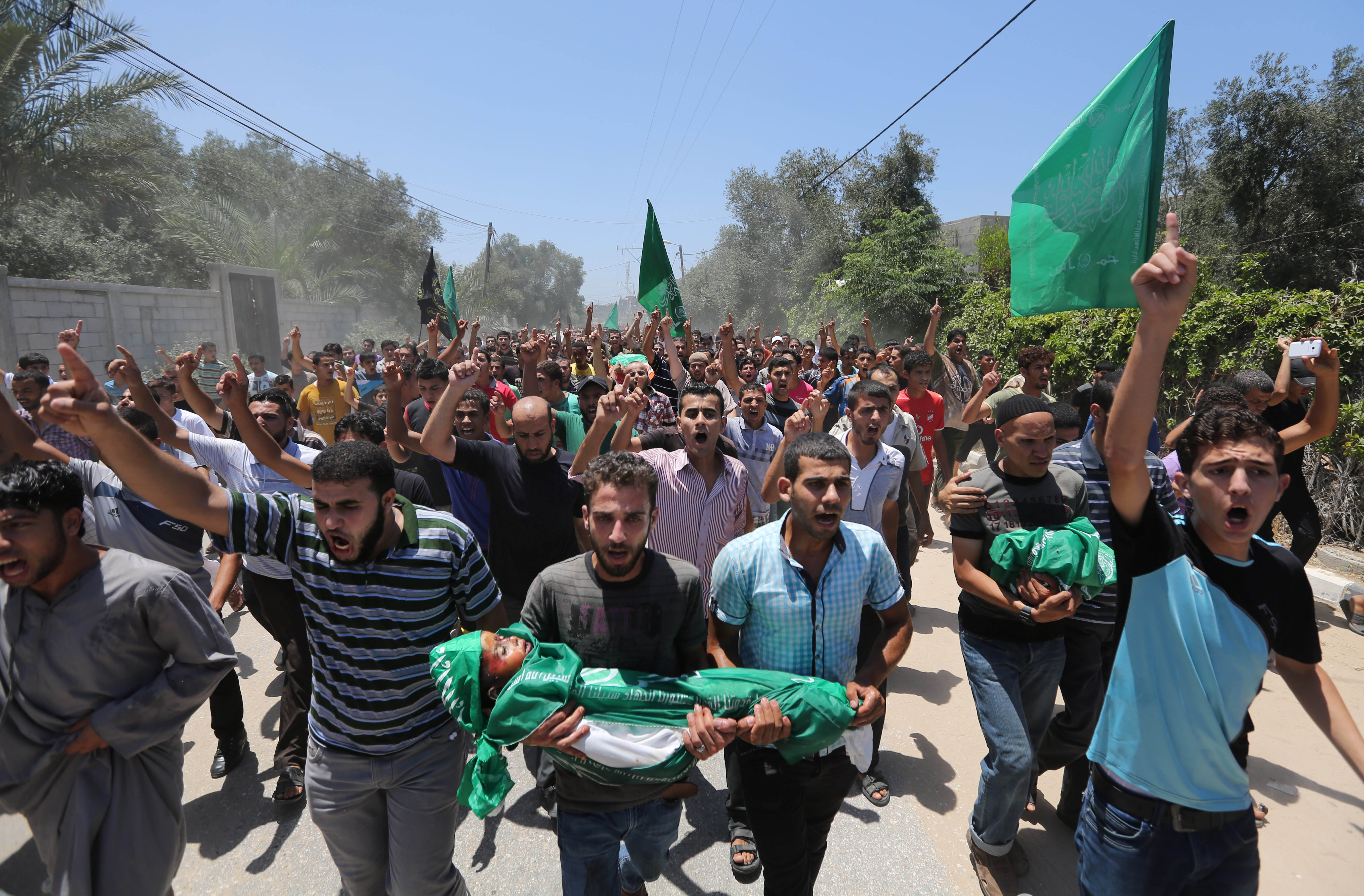 Αιματοκύλισμα στη Γάζα με νεκρούς ανάμεσά τους και πολλά παιδιά