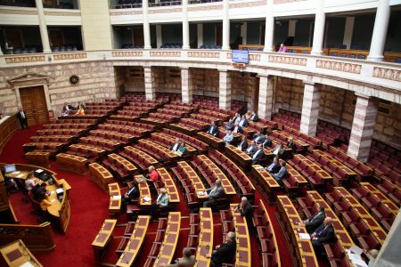 Απορρίφθηκε από το Α΄ θερινό τμήμα της Βουλής  η συζήτηση για δημοψήφισμα για τη «μικρή ΔΕΗ»