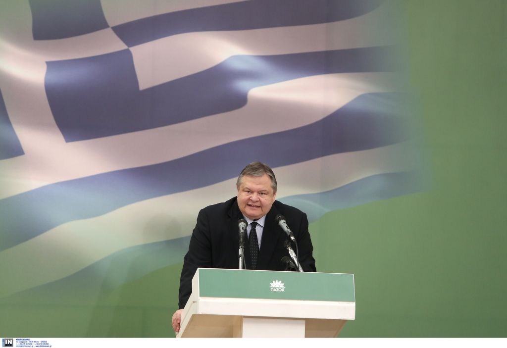 ΠαΣοΚ: Εντάσεις και συμβιβασμοί στη συνεδρίαση της Κεντρικής Επιτροπής