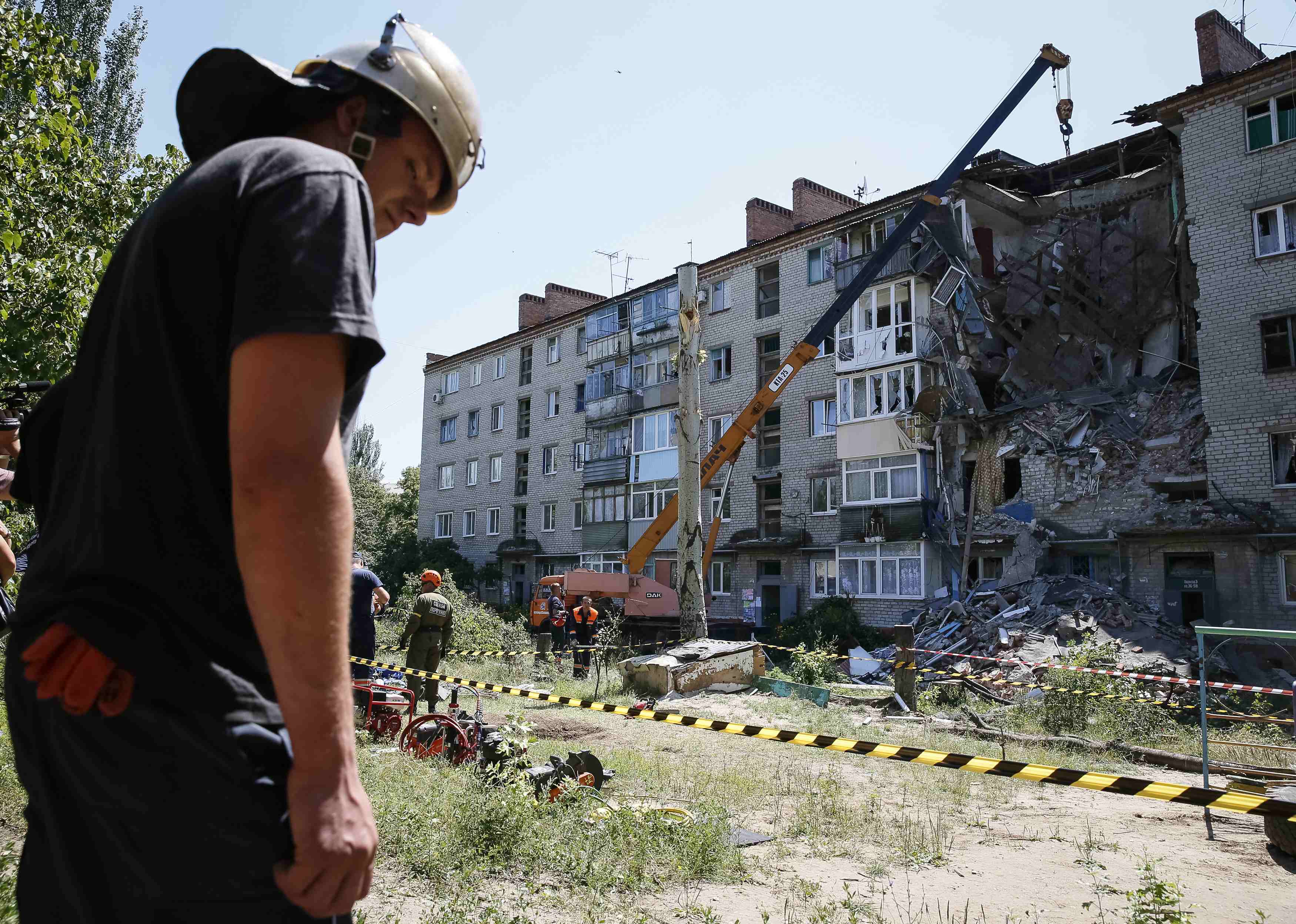 Ομαδικό τάφο στο Σλαβιάνσκ υποστηρίζει ότι βρήκε το Κίεβο
