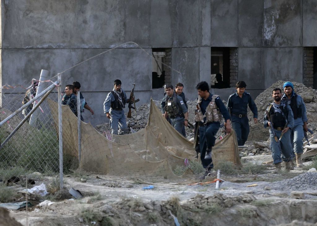 Ταλιμπάν βομβάρδισαν το αεροδρόμιο της Καμπούλ