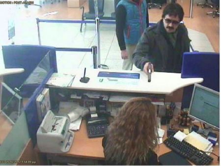 Ληστεία σε τράπεζα της Σαρωνίδας από τον συνεργό του Νίκου Μαζιώτη