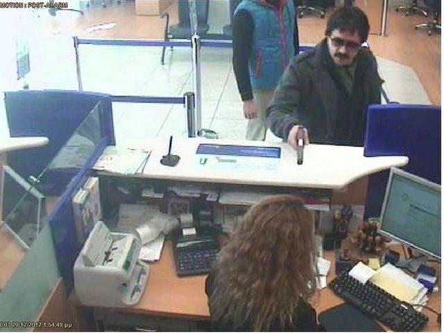 Ληστεία σε τράπεζα της Σαρωνίδας από τον συνεργό του Νίκου Μαζιώτη