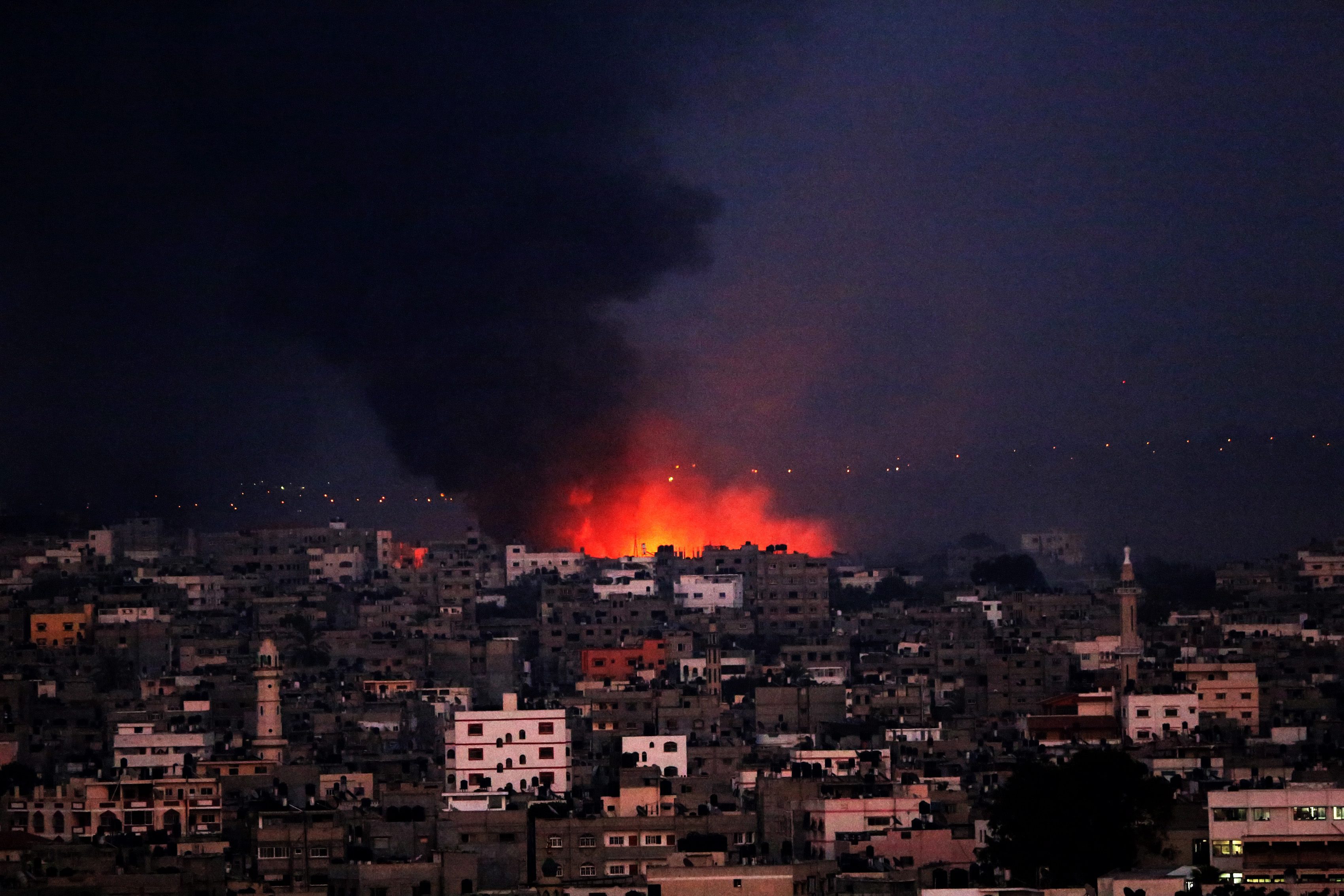 Ολονύκτιες επιδρομές στη Λωρίδα της Γάζας, ρουκέτες κατά του Ισραήλ