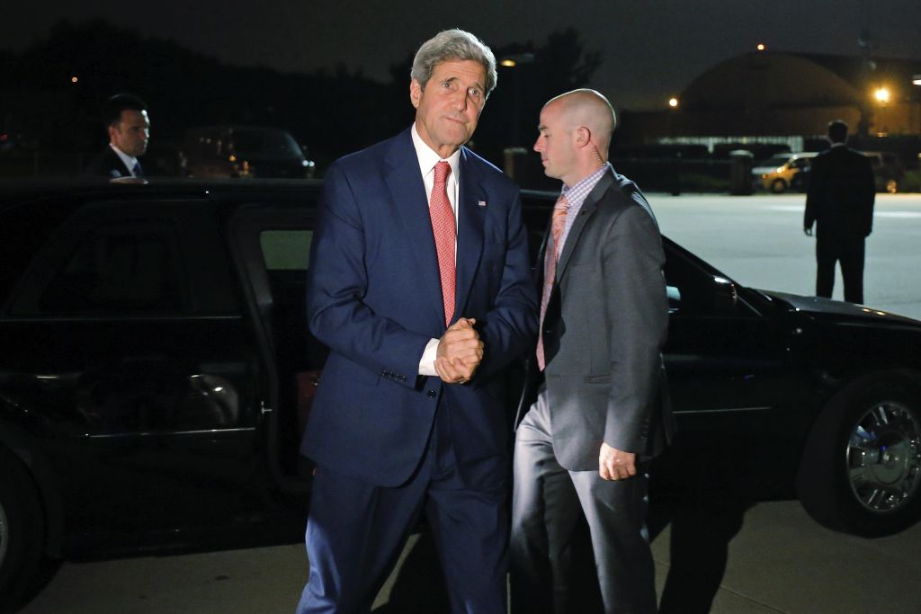 Mικρόφωνο κατέγραψε τα επικριτικά σχόλια του Κέρι για το Ισραήλ