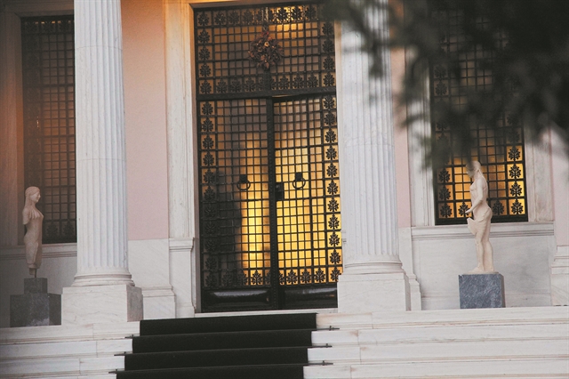 Εκλογές: Τα διλήμματα της απλής αναλογικής και οι πιθανές συνεργασίες