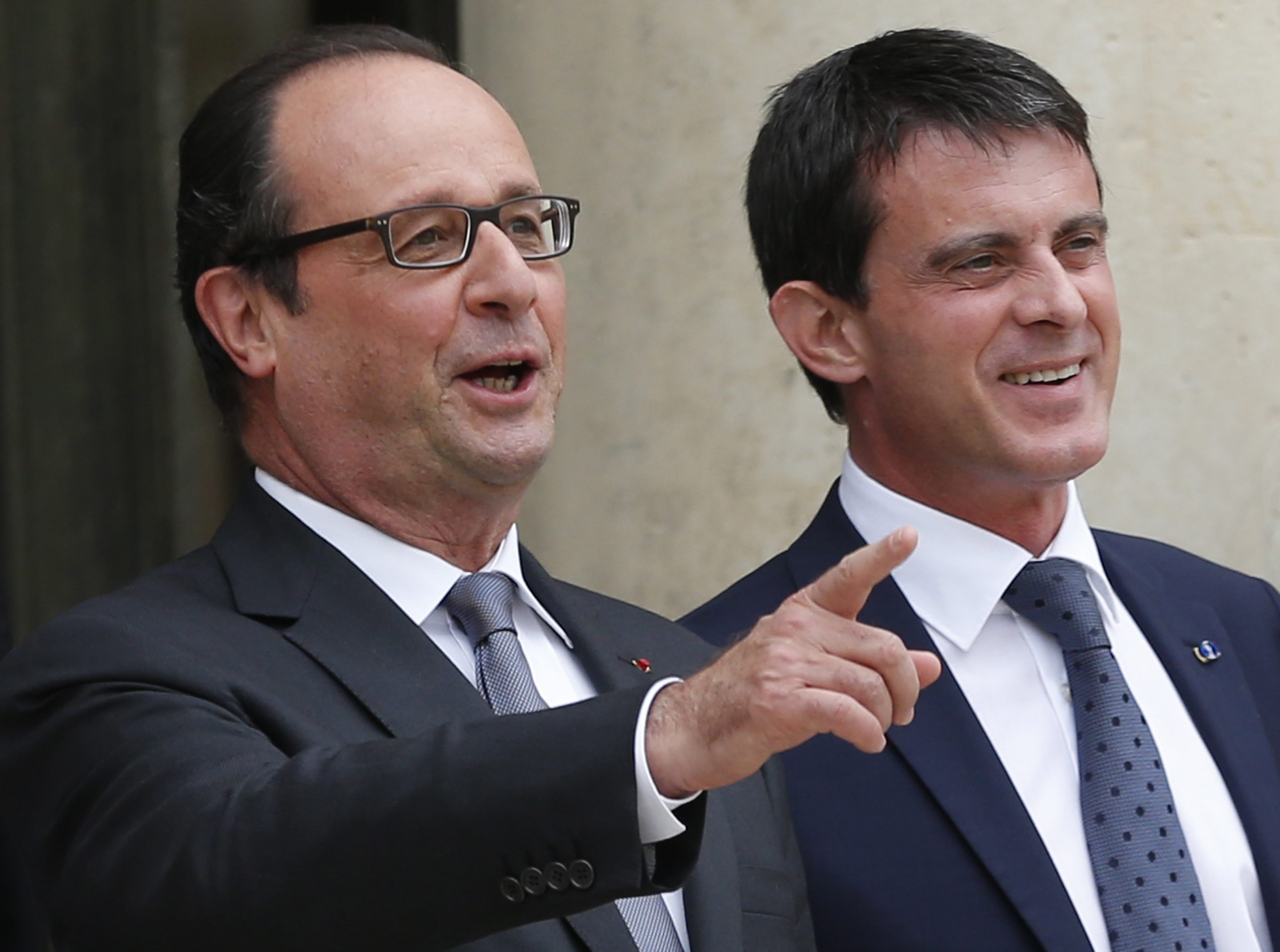 Παραιτήθηκε η γαλλική κυβέρνηση μετά από αίτημα του Ολάντ