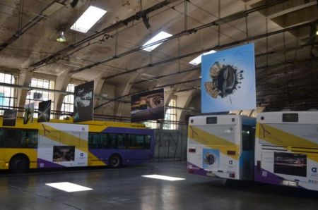 Με συνταξιδιώτη στις συγκοινωνίες τις φωτογραφίες που τράβηξαν επιβάτες