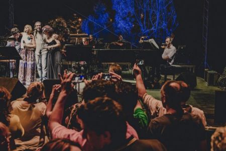 Το «Εξω» του Μάτσα