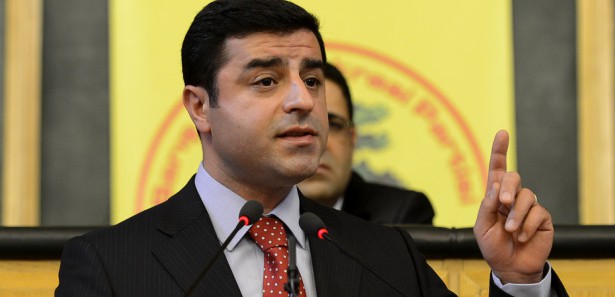 Κούρδοι: «Ναι» στον Ερντογάν αλλά με δικό μας υποψήφιο πρόεδρο