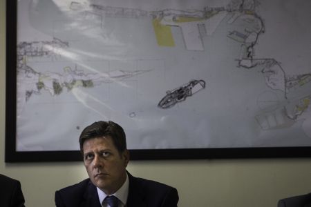 Βαρβιτσιώτης κατά Μουίζνιεκς για την τραγωδία στο Φαρμακονήσι