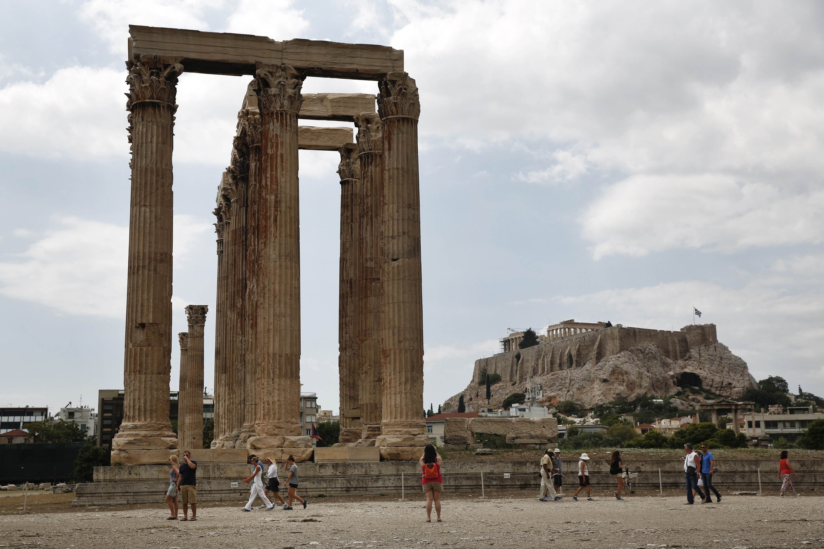 ΚΕΠΕ: Ο μέσος ετήσιος ρυθμός ΑΕΠ στο 0,6% για το 2014