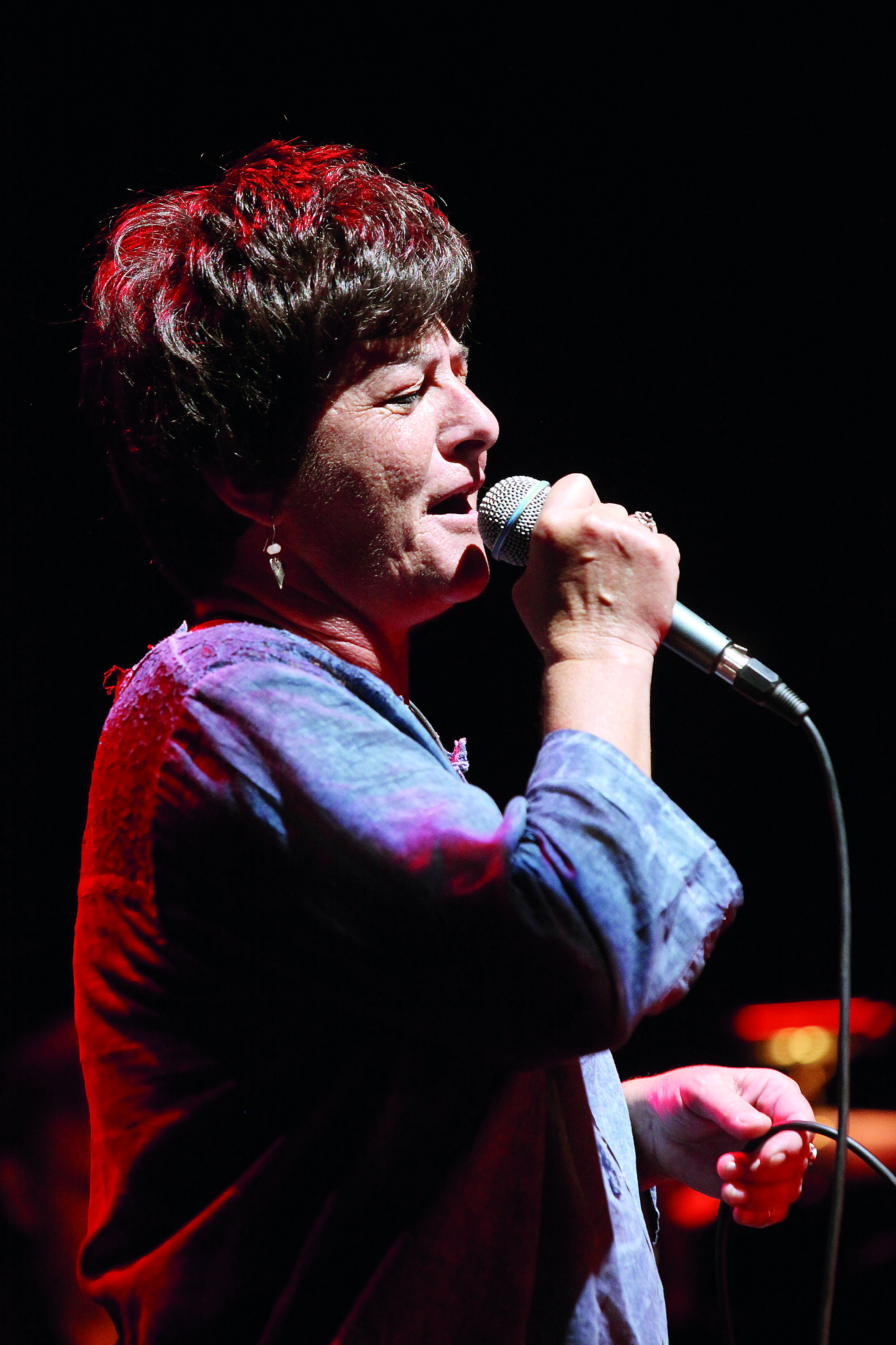 11 ερωτήσεις στη Φωτεινή Βελεσιώτου