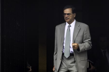 Παρίσι: Δεύτερη ημέρα με μαραθώνιο συναντήσεων και διαπραγματεύσεων με την τρόικα