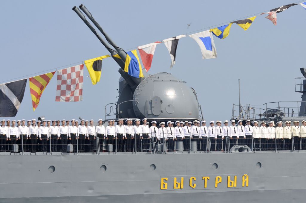 Κριμαία: Ναυτική παρέλαση στη Σεβαστούπολη