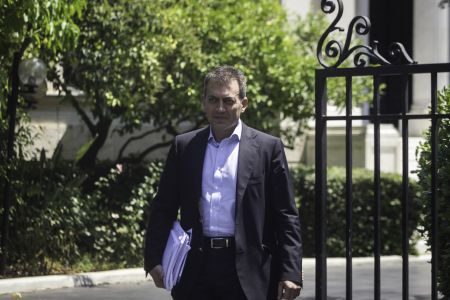 Γ. Βρούτσης: Στα 24.8 εκατ. ευρώ τα πρόστιμα για μαύρη εργασία