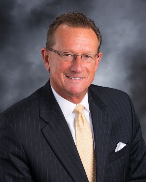 Κουρτ Χέιερ: Οι επενδυτές θέλουν να επιστρέψουν στην Ελλάδα