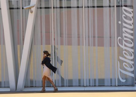 Telecom Italia και Telefonica κονταροχτυπιούνται στη Βραζιλία