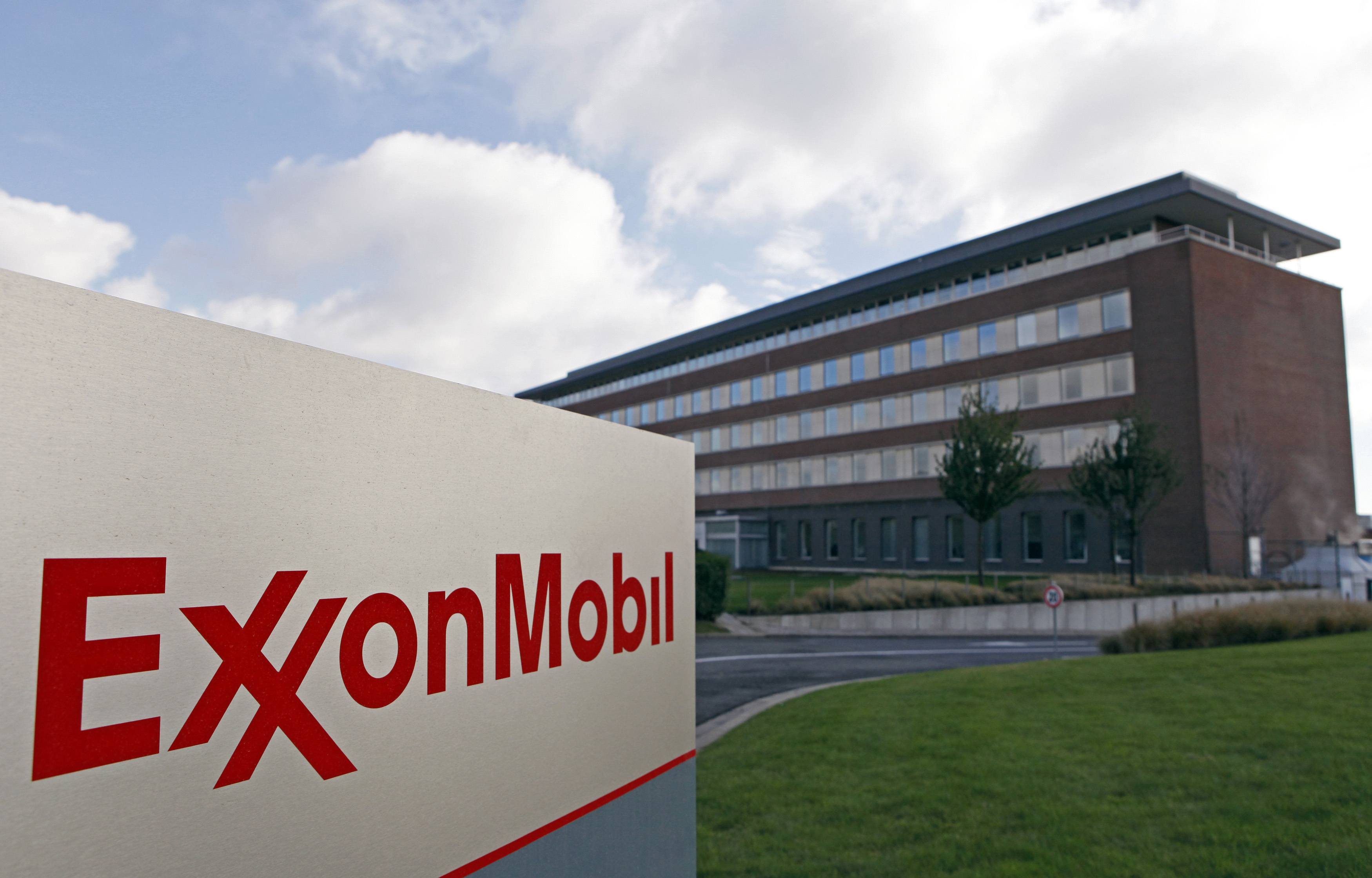 ExxonMobil to send oil, gas exploration ships to Cyprus, despite Turkish threats