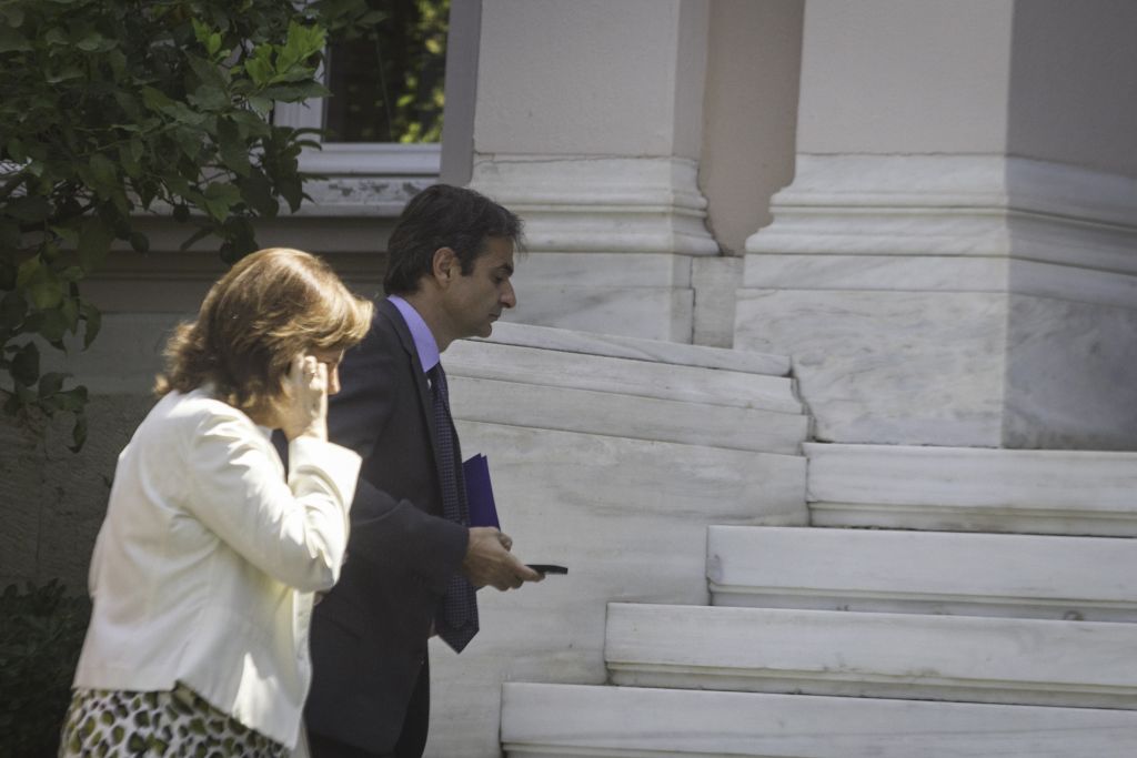 Βελτιώσεις για το πλαφόν 15% στην αξιολόγηση δημοσίων υπαλλήλων