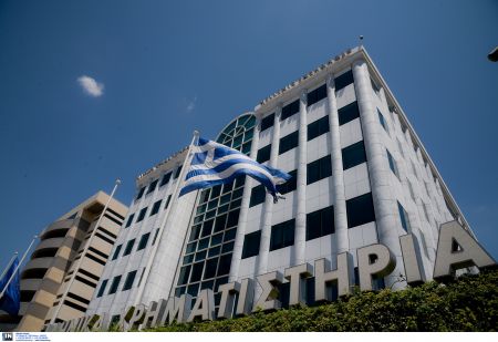 Πρόεδρος ΧΑΑ: Σαφή σημάδια ανάκαμψης της οικονομίας