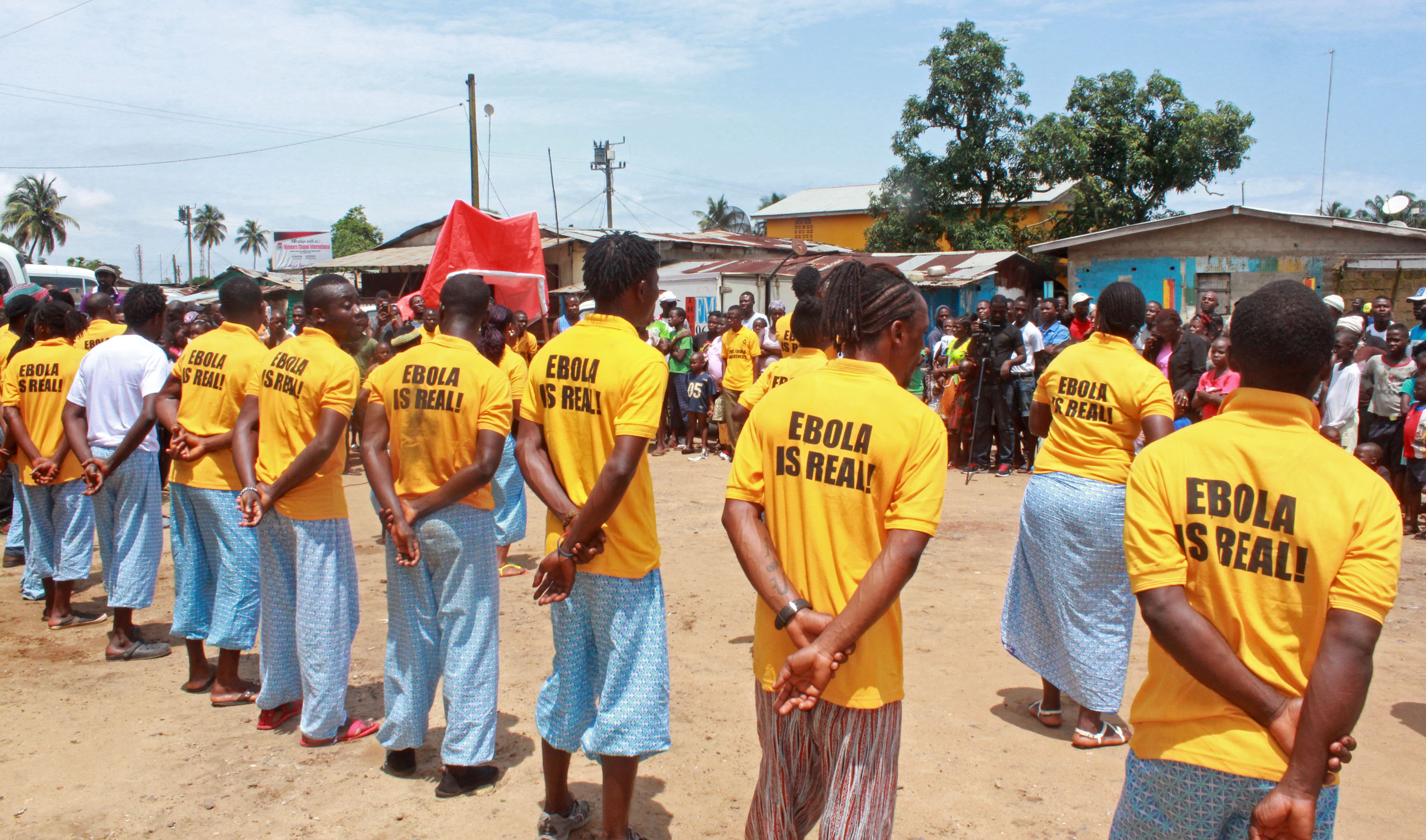 Οικονομική στήριξη στις τρεις χώρες που πλήττονται από τον Eμπολα