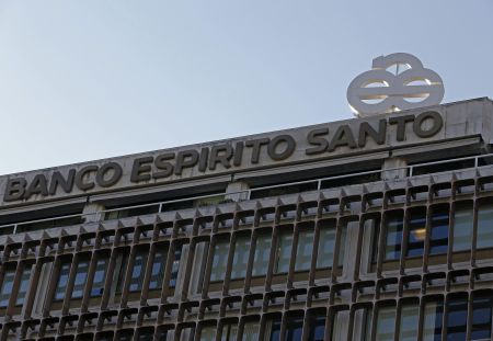 Σώζεται η Banco Espirito Santo με χωρισμό σε «καλή» και «κακή»