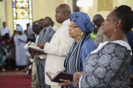 Υπαρκτός ο κίνδυνος εξάπλωσης του Εμπολα εκτός Αφρικής