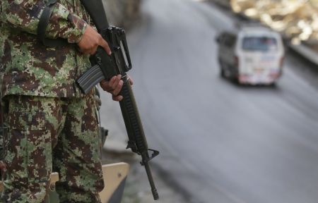 Ταλιμπάν επιτίθενται στον αφγανικό στρατό κοντά στην Καμπούλ