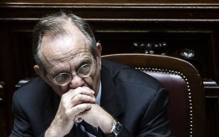 Ιταλός ΥΠΟΙΚ: Σε συνεχή κάμψη ανάπτυξη-πληθωρισμός στην ευρωζώνη