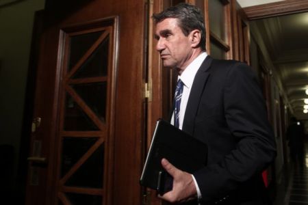 Λοβέρδος: Ο νόμος για τους «αιώνιους φοιτητές» θα εφαρμοστεί κανονικά