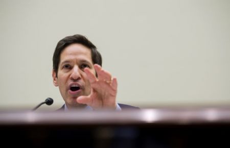 Ενεργοποιείται κέντρο επιχειρήσεων για αντιμετώπιση του Εμπολα σε ΗΠΑ