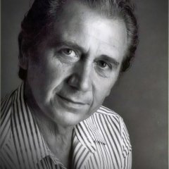 Αφιέρωμα στον Απόστολο Καλδάρα στην εκπομπή «Αυτοπροσώπως»