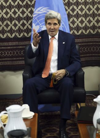 Κέρι: «H εκστρατεία των τζιχαντιστών στο Ιράκ αποτελεί γενοκτονία»