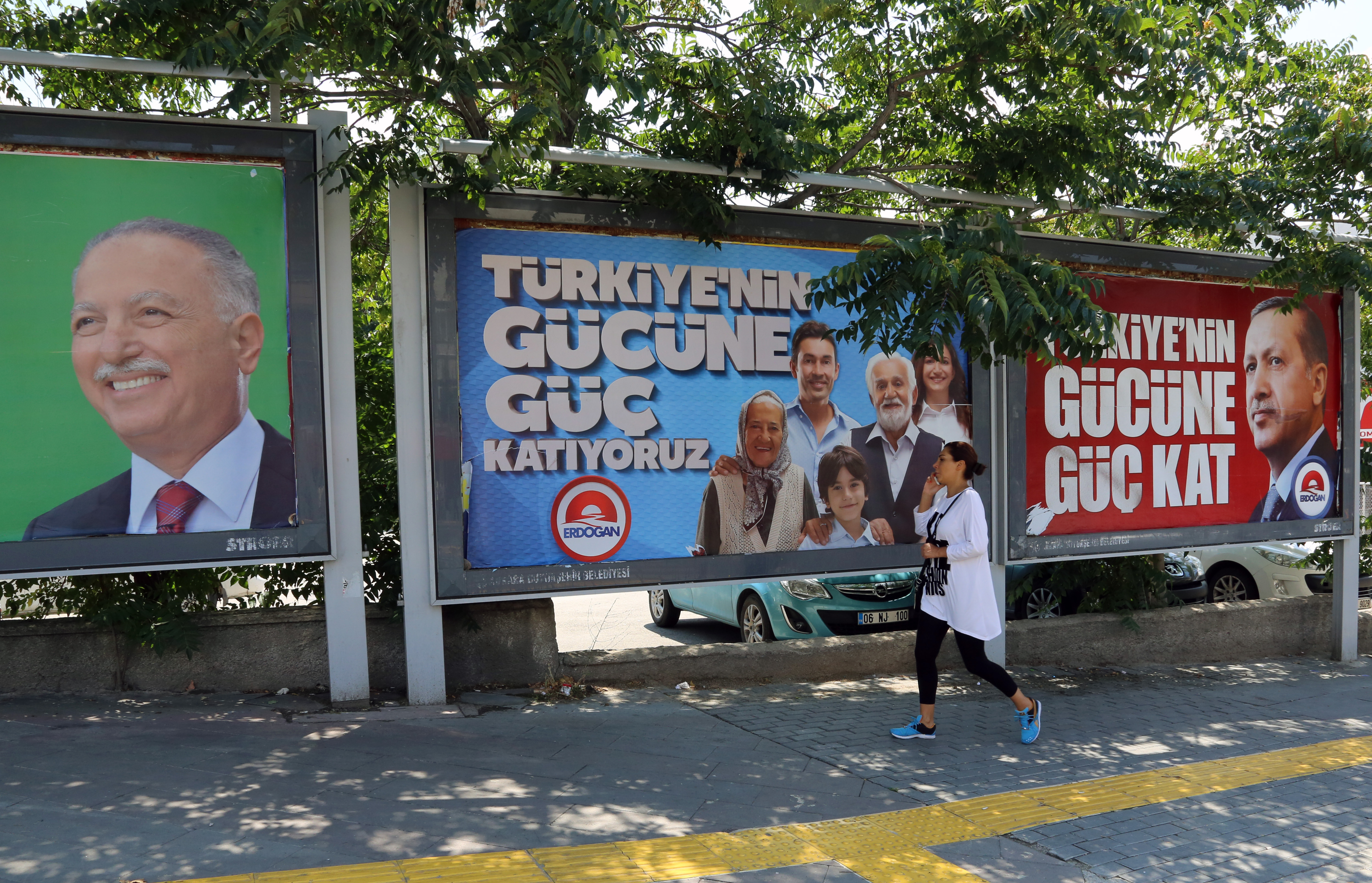 Εκλεισαν οι κάλπες στην Τουρκία για την εκλογή προέδρου – Προς θρίαμβο Ερντογάν