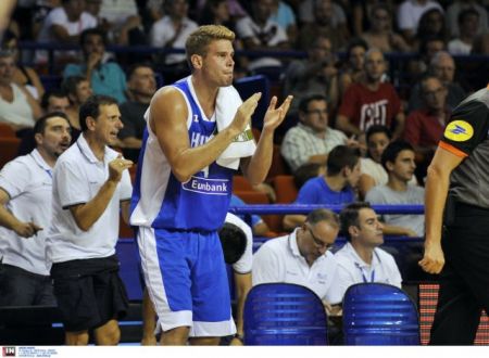 Εθνική Μπάσκετ: Εκτός αποστολής οι Μπόγρης και Αθηναίου