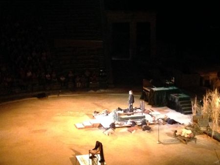 Βάκχες στην Επίδαυρο: Από το χιπ χοπ στον Παζολίνι και στον «Δράκουλα των Εξαρχείων!»