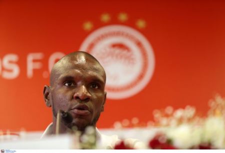 Αμπιντάλ: Τέλος από Ολυμπιακό και ποδόσφαιρο