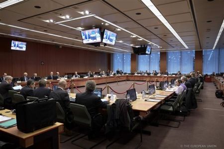 Εγκρίθηκε η εκταμίευση της δόσης του 1 δισ. ευρώ