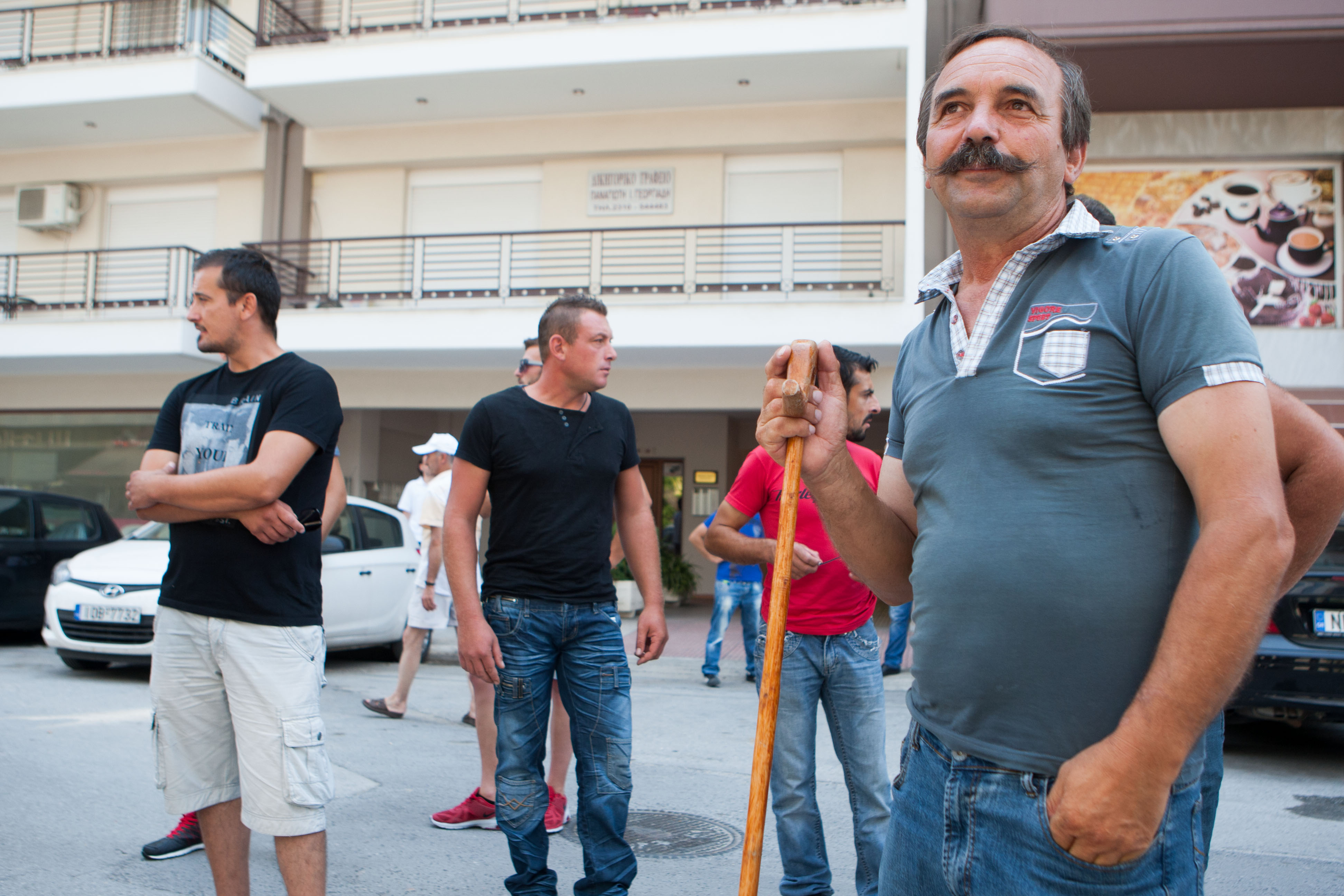 Κομοτηνή: Συγκέντρωση κτηνοτρόφων έξω από το κτίριο της Περιφέρειας