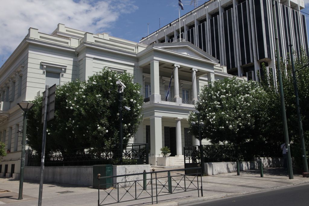 Βενιζέλος: Ειδεχθές έγκλημα ο νέος αποκεφαλισμός από τους τζιχαντιστές