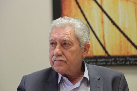 Τα σενάρια για Κουβέλη ανάβουν φωτιές στη ΔΗΜΑΡ