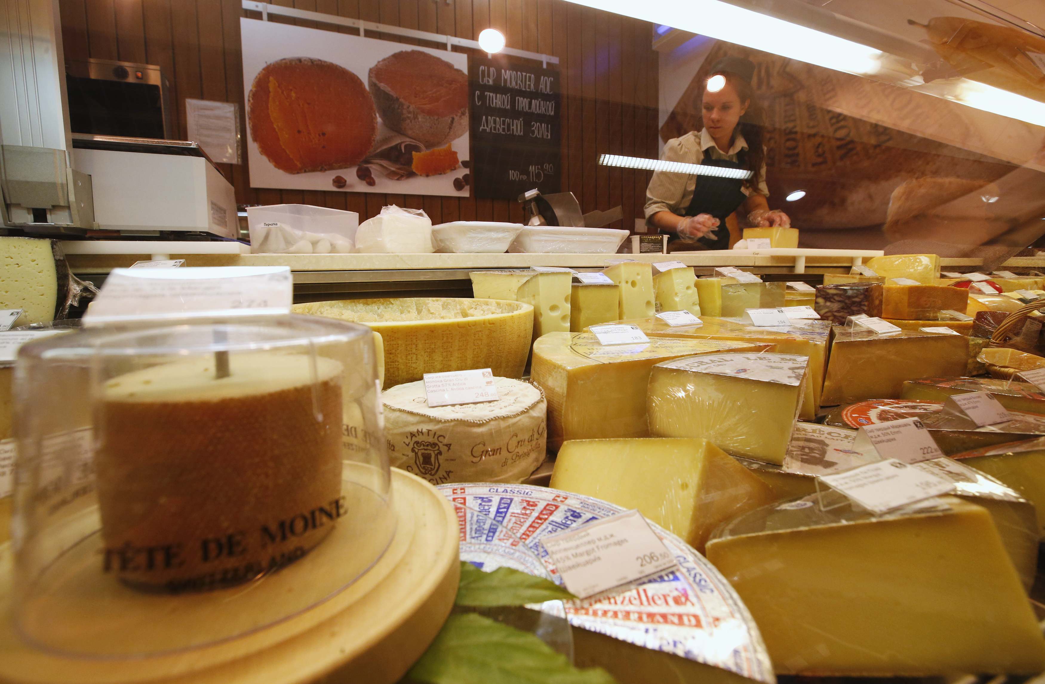 Ρωσία: Αρση εμπάργκο για ορισμένα προϊόντα που εισάγονται από τη Δύση